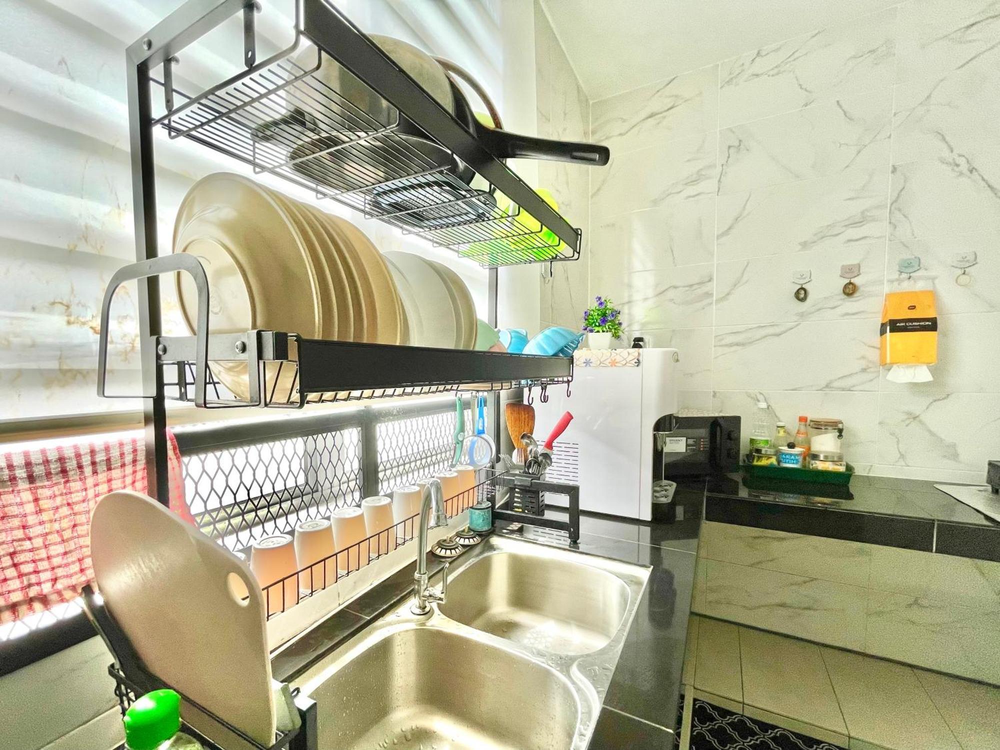 Hanan Homestay Klebang Ipoh With A View Of Mount Korbu, For Musl!M Only!! Ngoại thất bức ảnh